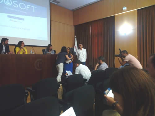 ShirleyConcep's tweet photo. Gracias a @EdosoftFactory por el apoyo a nuestro proyecto @CajaAmiga como participante del Programa de Aceleración #OlympoBoxes 2018.  Sus créditos de Google Cloud Platform son un estímulo. https://t.co/8ptO5F2eGu