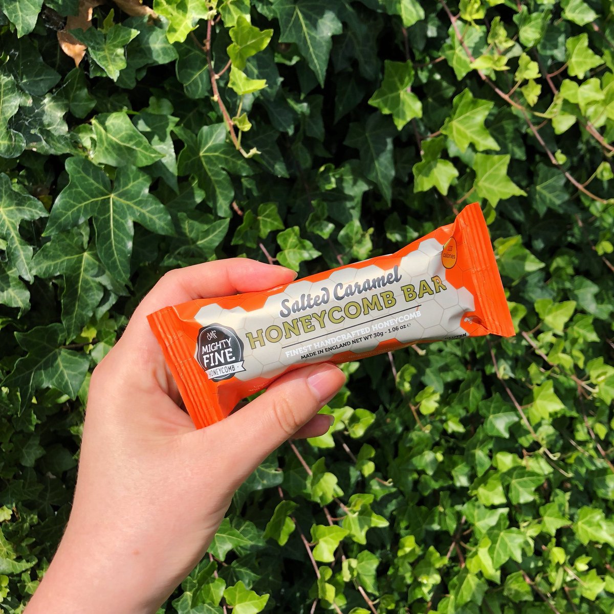 Fancy a Friday treat? Just follow &amp; RT for the chance to win a box of our salted caramel bars! 👏🏻👌🏼 #giveaway #competiton 1 winner will be chosen 3rd August.