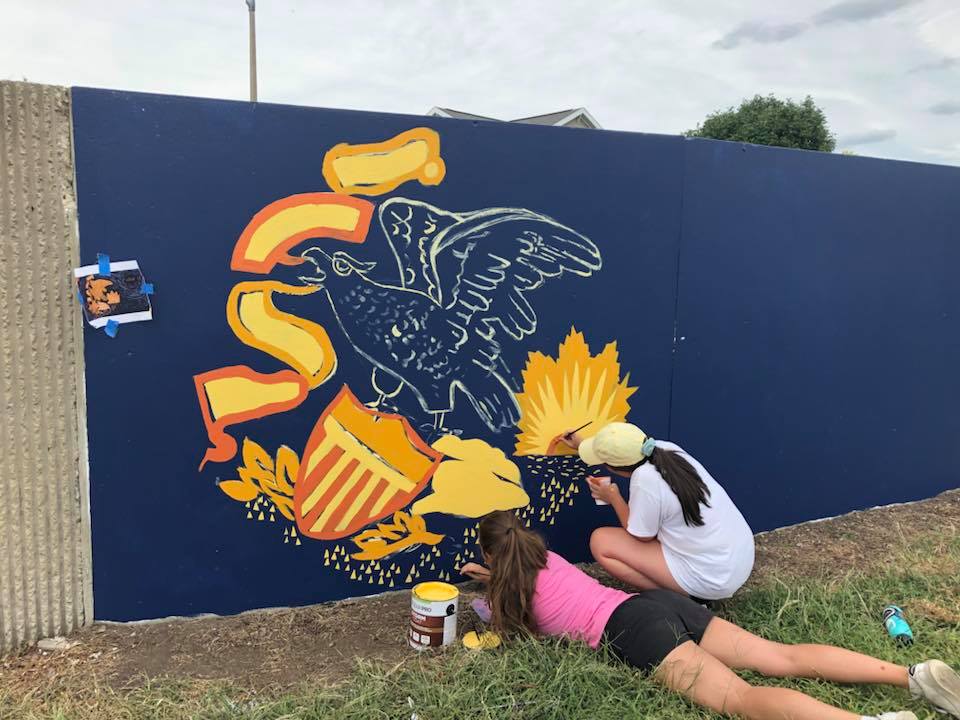 Springfield_IL's tweet photo. Have you seen the amazing work the @SpringfieldArt students, staff &amp; volunteers are doing on Clear Lake Avenue? It commemorates Springfield and the State's history in honor of @Illinois200. #IllinoisProud https://t.co/lhUogkOtXV