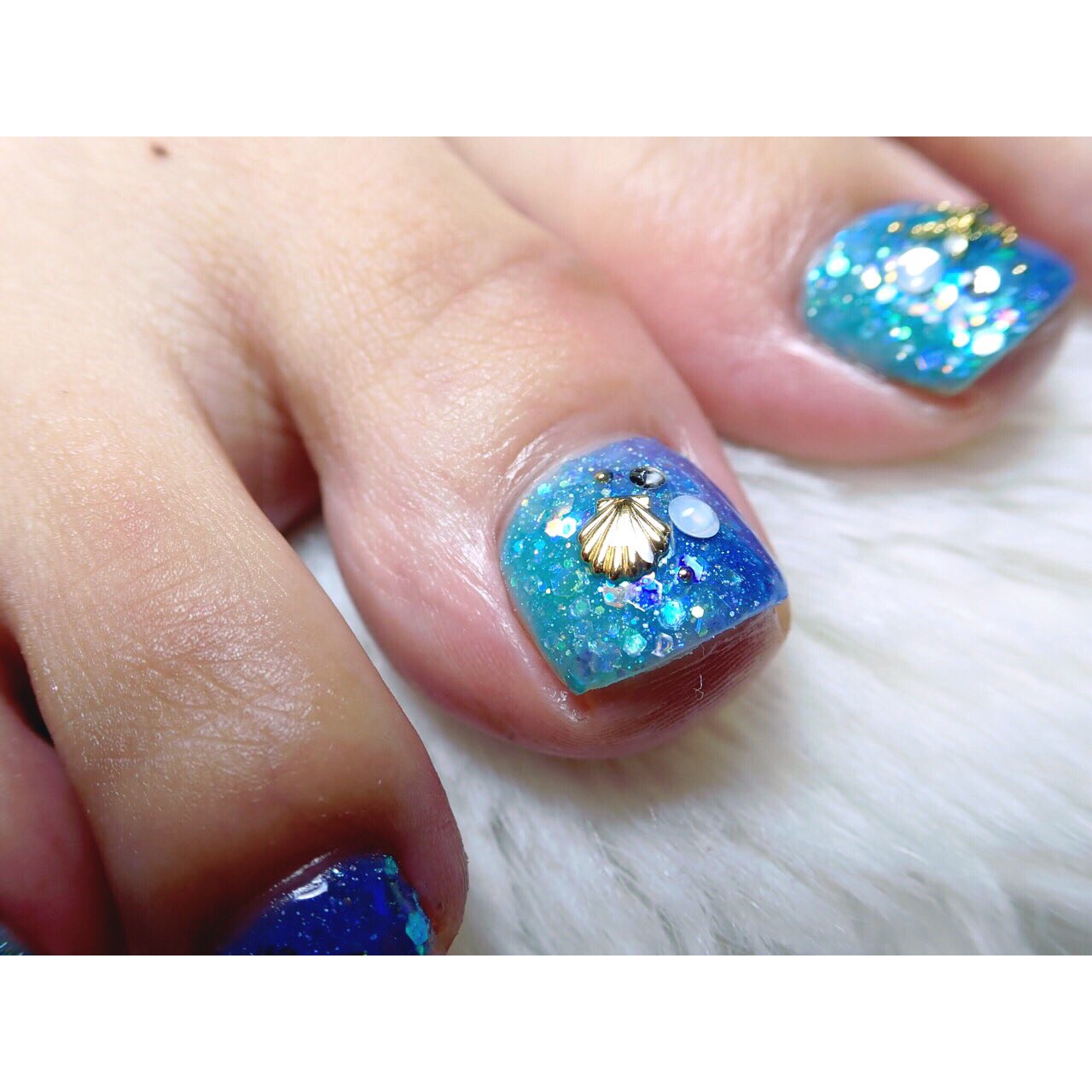 Eri Osanai No Twitter New Nail 夏ネイルでキラキラ アクアマリン ブルーで涼しげにしてもらいました Newnail Nail Instanails Summernail Glitternail Blue 夏ネイル ジェルネイル アクアマリン ブルー グリッターネイル T Co Yqwwnl0tvl Eri Osanai No Twitter New Nail 夏ネイルでキラキラ アクアマリン ブルーで涼しげにしてもらいました Newnail Nail Instanails Summernail Glitternail Blue 夏ネイル ジェルネイル アクアマリン ブルー グリッターネイル T Co Yqwwnl0tvl