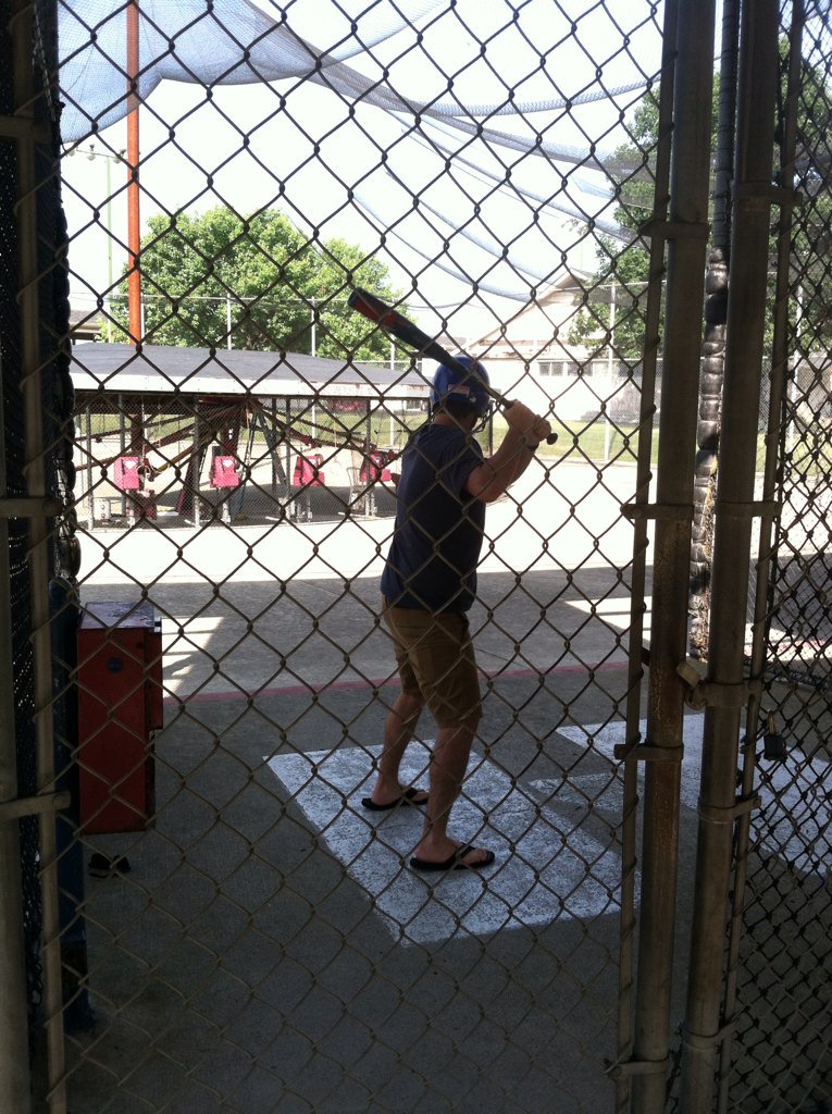 skmcfarlane's tweet photo. Pics from tour: @SMDeConto batting practice. Because it's awesome. https://t.co/aMO43E4xtZ