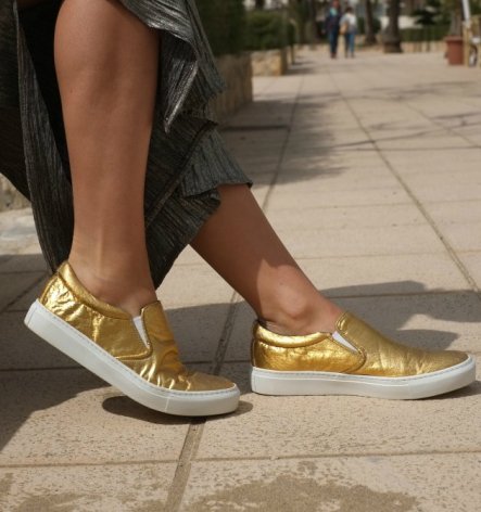 impakAnalytics's tweet photo. Pick of the Week from our team:  @naeveganshoes . This #Portuguese #footwear brand not only bans animal products from its  production, but it also produces its shoes with #recycled materials. impak profile: https://t.co/wUroGScU8h #Vegan #sustainablefashion https://t.co/GbKBF99dyx