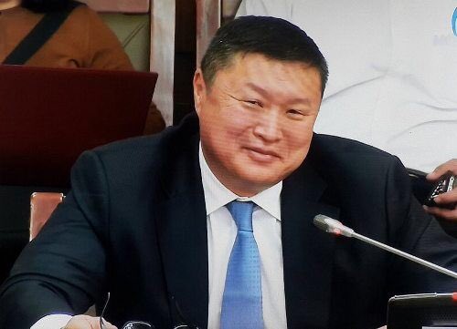 Ингэж хүн хулгайлахгүйэ сугуудаа. Цааш нь ярих уу?😂