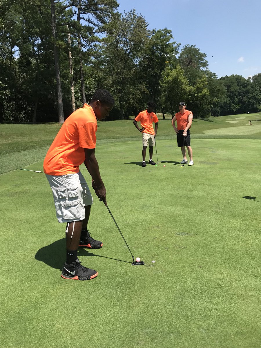 StLouisCoPAL1's tweet photo. Thanks to the generosity of our friends at Eagle Springs Golf Course and Florissant Golf Club, PAL members were able to enjoy six days of beginner golf camp. Lesson #1: Golf is hard...and frustrating...but one good shot makes it all worth it. https://t.co/ibD1pknZ4f