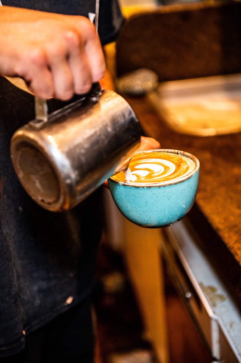 Freshly ground coffee made for you all day everyday #cappuccino #latte #barkercoffeebar #Howdoyoulikeyourcoffee #freshlypoured #richroast #Itsallinthetaste #Thereisalwaystimeforacoffee