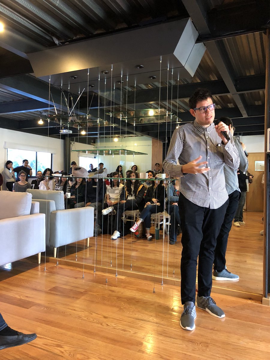 Bedu_Org's tweet image. ¡Iniciamos esta mañana creativa! ✨
Junto a @CM_MexicoCity y Ruzo de @puentesmx exploraremos el tema de la intención. 
Ustedes ¿Qué opinan? ¿Es importante tener una intención? 
#RetaTuPotencial #CMIntention