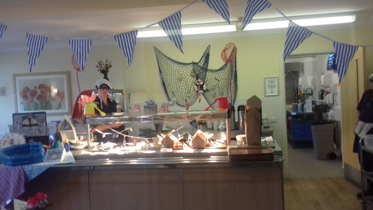 HopcroftJames's tweet photo. Beach theme day worthing, great team, clients loved it.
@Someboysmum @SamHowes10 @AlexYoungson1 https://t.co/xMWg6ZXqAW