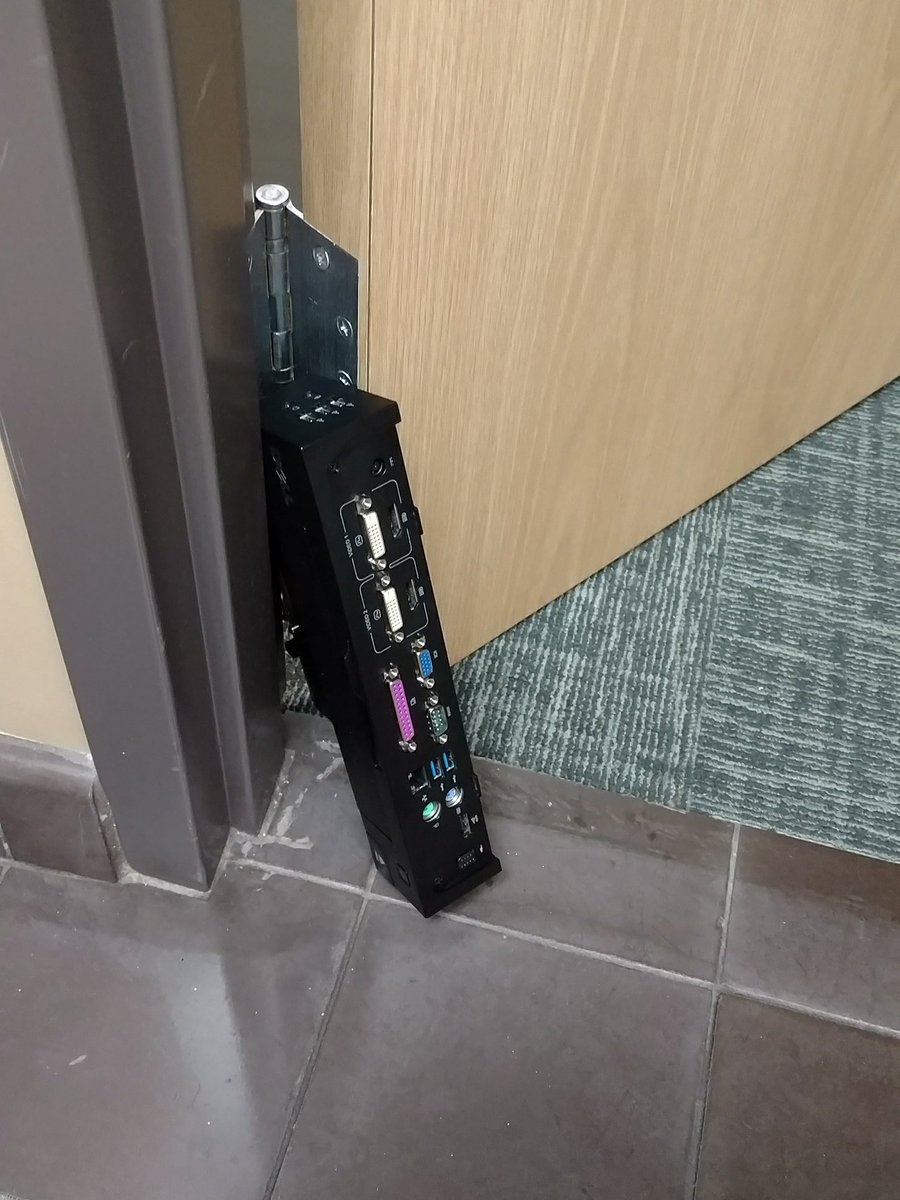 The_BogeyJ's tweet image. Door stop, #itwork