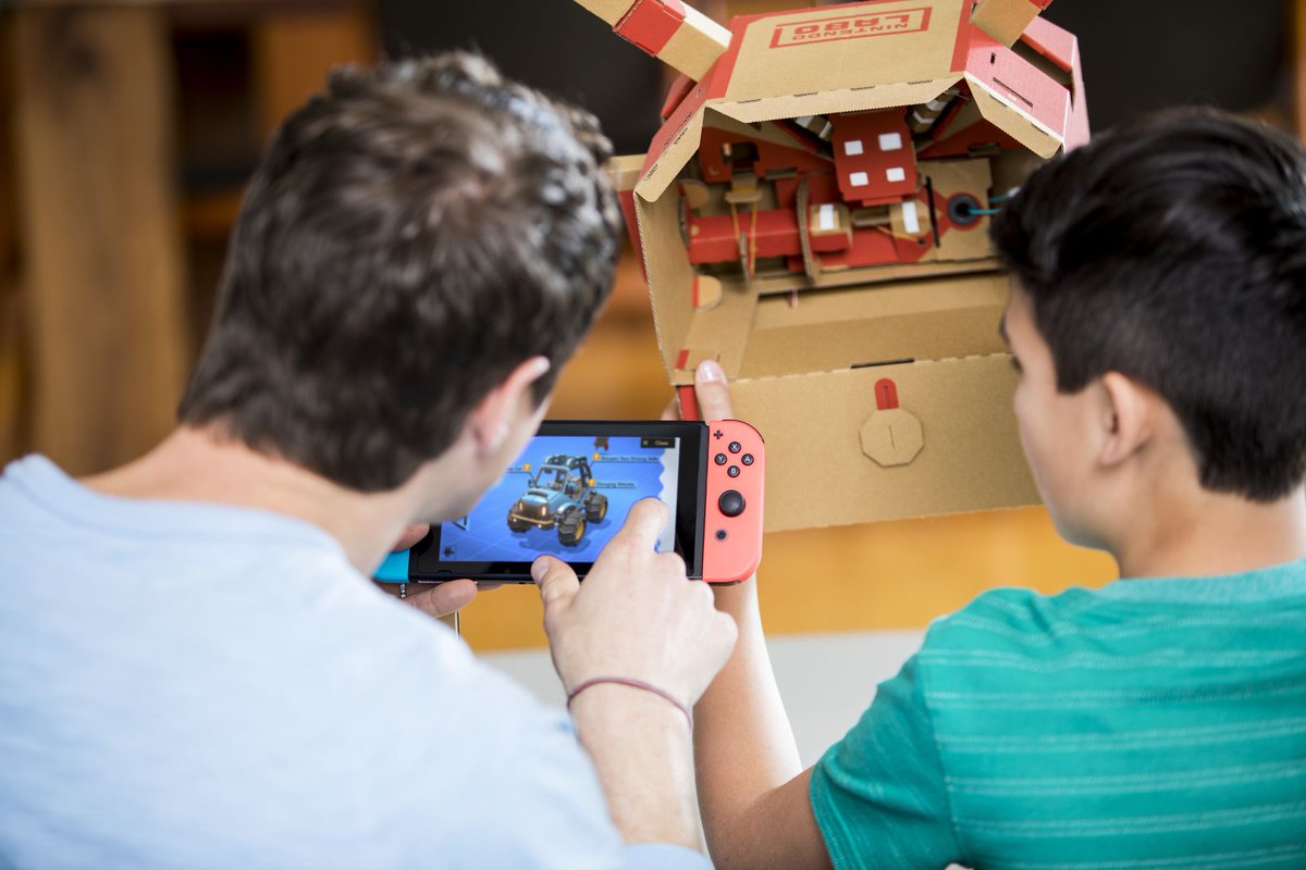 LaboBuilders's tweet photo. Hey #LABObuilders!
Are you ready to learn how an engine works? even a cardboard one?
We can't wait to discover the new #NintendoLABO vehicles kit! and the new possibilities of a huge open world!! 😍👏👏
📦🚙🚁⚓️🗺️ https://t.co/KZIhdmNcte
