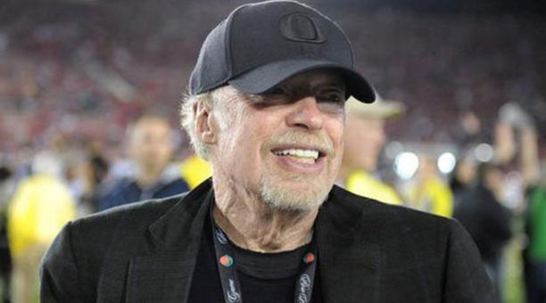 El Comercio on Twitter: "Netflix produce película biográfica sobre Phil Knight, de Nike https://t.co/7f76Nm8uMj https://t.co/9Hulbu2CHl" / Twitter