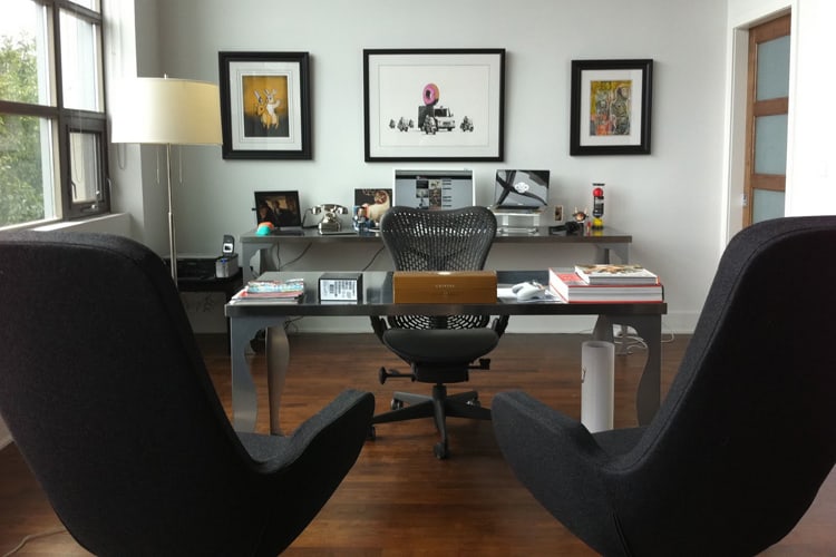 Must-Have Furniture Pieces for Your Home Office
interiordesigningtrends.com/must-have-furn…