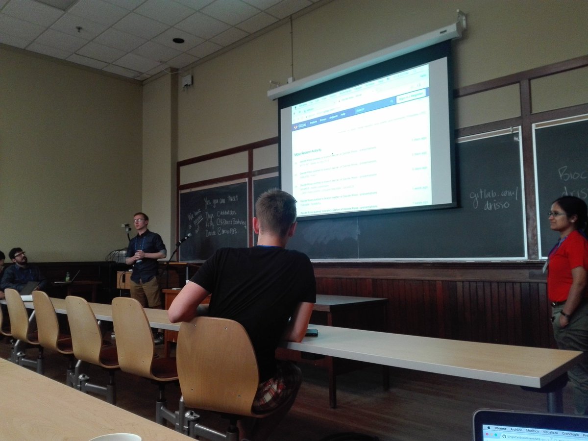 drighelli's tweet photo. Great Single Cell RNASeq workshop today at #bioc2018 with @KStreetBerkeley @dotdatdas and @drisso1893 https://t.co/nFsml0BeN6