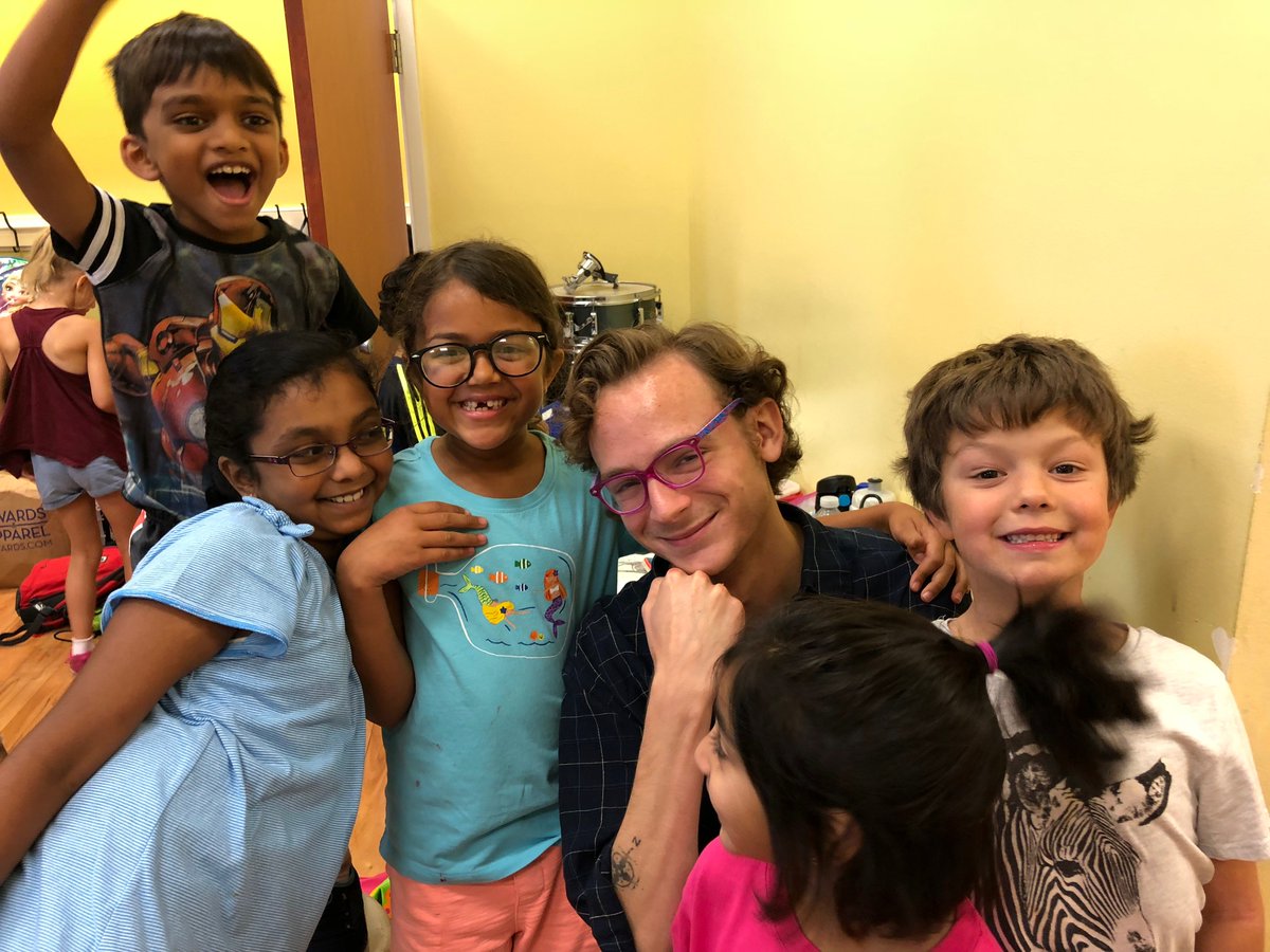 NotesNBeats's tweet image. Sharing glasses and laughs with Mr. Eli!

Register at notesnbeats.com/summercamp 
#fieldtrip #SummerCamp #guitarlessons #pianolessons #guitarclasses #pianoclasses #musiclessons #artlessons #lionking #circleoflife #fitness #ashburn #Loudoun