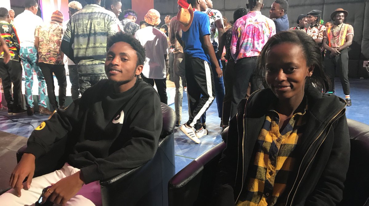 Savanna_FGC's tweet photo. It’s about to go down on LIVE TV @AlphaPlayke vs @XiT_WoundzGG on #10over10 on @citizentvkenya ... will this #LunarEclipse the dancers ? https://t.co/odgsvD0dpt