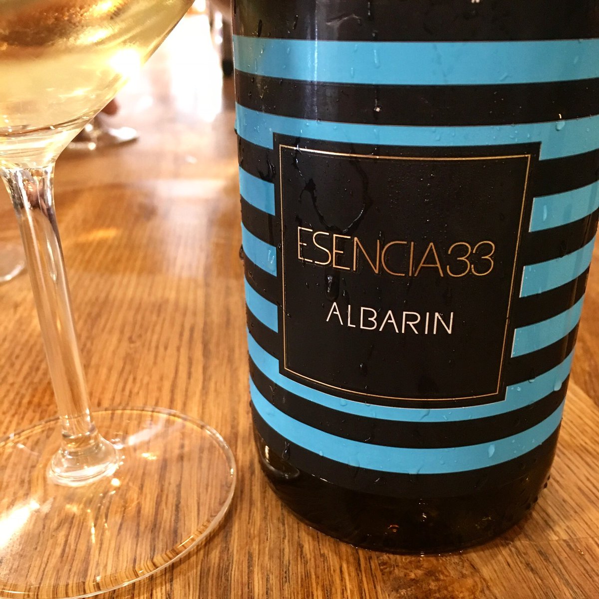 BodegasMeoriga's tweet image. Ven a visitar nuestro stand y conoce nuestras elaboraciones en la #FeriaVinoCoyanza18 en @ValenciaDeDJuan este fin de semana. Estamos en el Jardín de los Patos, junto al castillo. 
#BodegasMeoriga Denominación de Origen #TierraDeLeon #DOleon #PrietoPicudo #Albarin