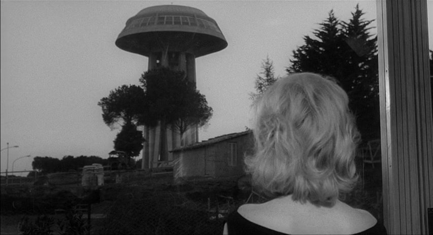 L'eclisse (Michelangelo Antonioni, 1962)

#Roma #Eclisse

@LuceCinecitta @Turismoromaweb @romaapiedi @SaiCheARoma @nellina99 @claviggi @8romaamor8 @MagTua @discoveroma @GreatBeautyRome @3BMeteo @tempoweb @rep_roma @corriereroma @MP27_ @Mara1937 @PasseggiateRoma