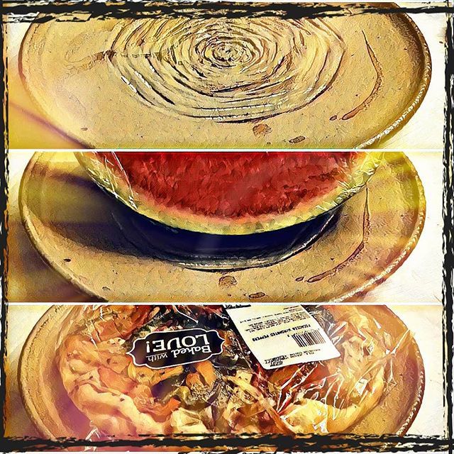 SparanoArts's tweet photo. Add a little variety to your next #summergettogether or #bbq Try serving #dessert or an #appetizer on my #noborigama #saltfired #platter https://t.co/m3L0irnlnR #pottery #handmade #ceramics #etsystore #etsy https://t.co/ONBJ687gO9 https://t.co/IXc3WbgFuF