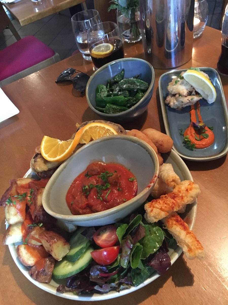 Linsay McKenna tweet media