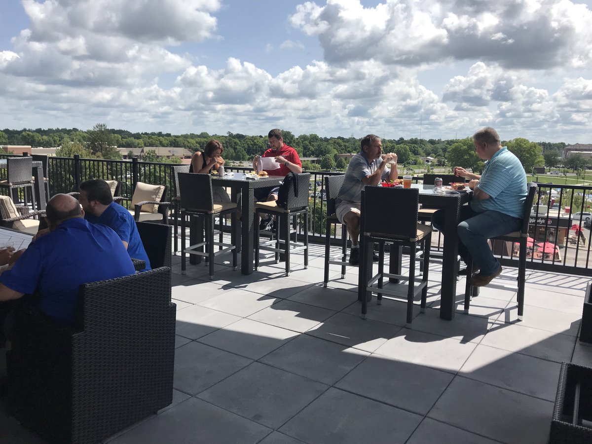 blueskycommerce's tweet image. Summer cookout pitch-in game is strong...🍔🥗🍪