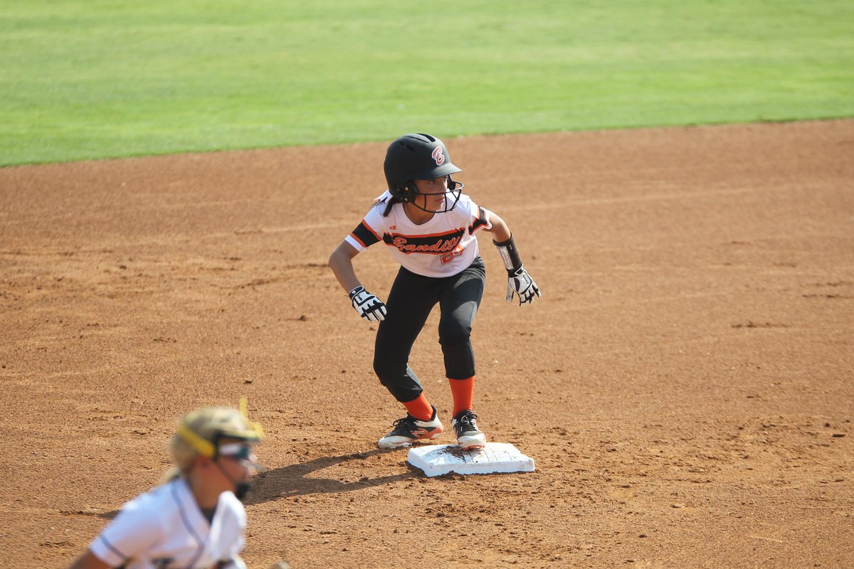 patricktakk's tweet photo. #Bandits have opened up a 2-0 lead over #Impact in the top of 3. @SoCalSidelines @ExtraInningSB #PGFNationals #10UPremier https://t.co/4XflskTNDN