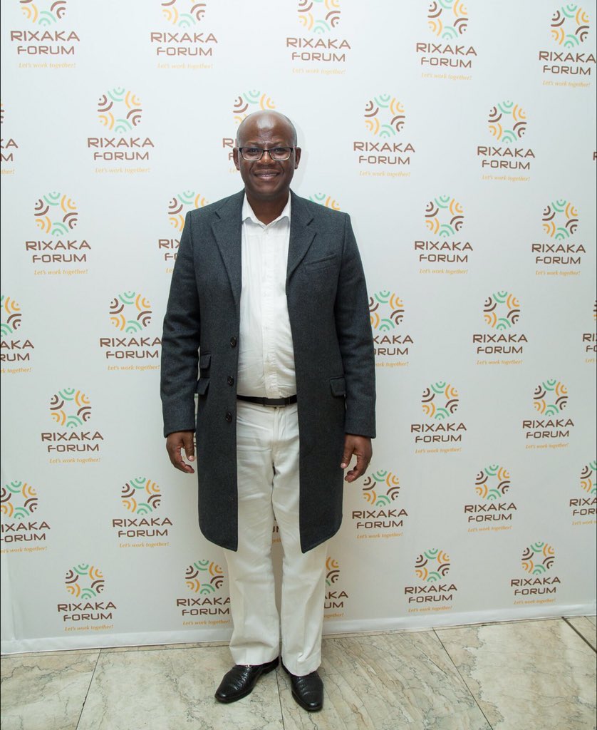 RixakaF's tweet photo. Guests at the Cultural Diversity Dinner in honour of Nelson Mandela. https://t.co/dm1NVHTArG