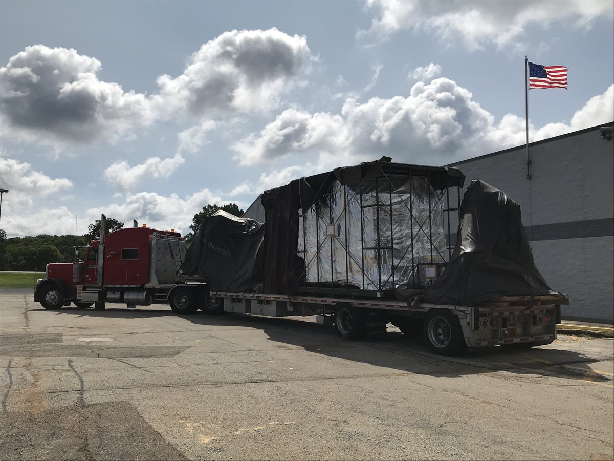 oskyeng's tweet photo. Sneak Peek Alert! What do you think is arriving at the Oskaloosa Engineering facility today? Stay tuned for the upcoming answer!
#CNC #Growth #Iowa #manufacturing #surprise #sneakpeek #secret #machinecenter #usa https://t.co/jbCirToNd3