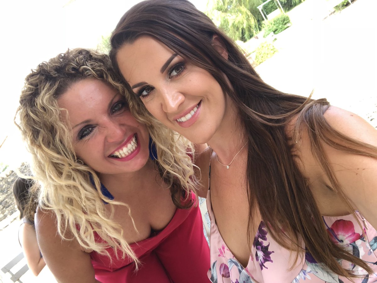 Hey <a href="/craigcapes/">Craig Capel</a> look who I’ve hooked up with... the one &amp; only <a href="/fayeadams1987/">Faye Adams</a> ♥️😍😎