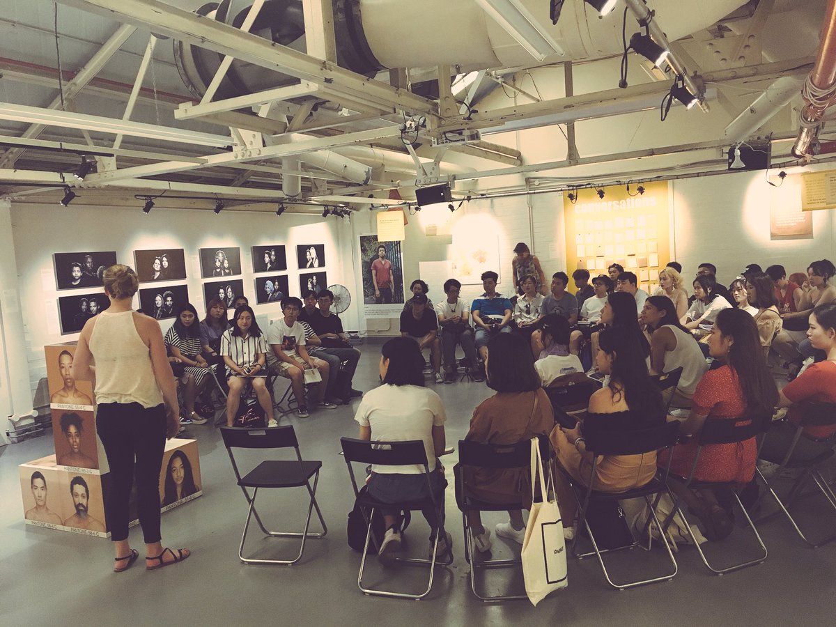 tomaszjohn84's tweet photo. Today @UniCreativeArts #ucapsead students had a fantastic workshop with @MigrationMuseum on themes around #migration https://t.co/Dp2qWIuTzA