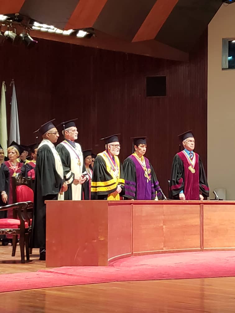 GarciaArochaC's tweet photo. Hoy #27Jul en el acto de grado de la Facultad de Ciencias (102 Graduandos); Facultad de Ciencias Económicas y Sociales (161 Graduandos) y Facultad de Medicina (72 Graduandos), para un total de 335 Graduandos. ¡Felicidades a todos! https://t.co/OMzXkzKfkz