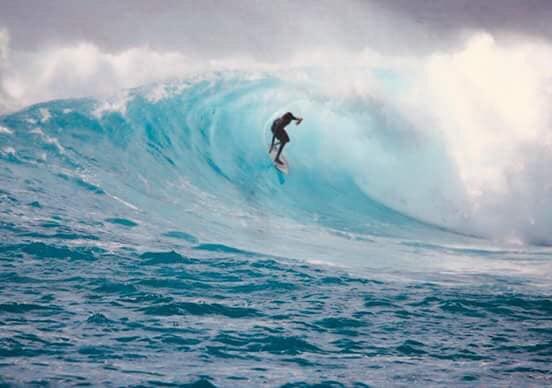 horizonsurfmv's tweet photo. July 2018 and it is puping in south Maldives #wave #awesome #surf #stoked #great #waves #best #maldivas #maldives #maldiverna #malediven #horizon2 #bluehorizon #holiday https://t.co/XEBenzewc7