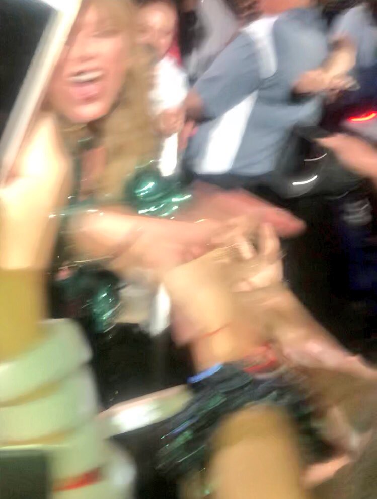 lu, tu showgirl favorita❁ tweet media