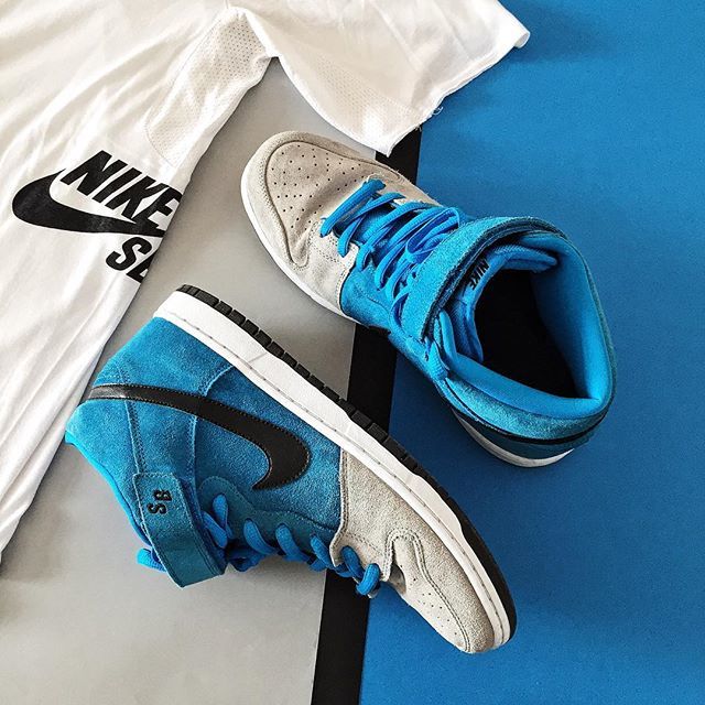 sk8shoesba's tweet photo. Nike SB Dunk Mid Pro
•
#nikesb #nikeskateboarding #nikesbdunk  #nikesbdunkmid #nikesbdunkmidpro #dunkmidpro #nikedunk #nikedunks #15YearsofSBDunk •
#sk8shoesba #skateshoes #skatelife #skateboarding #skateboard
•
#rippedlaces #weartested #wearyourkick… https://t.co/zEnolFpGMr https://t.co/7gA6s45tn8