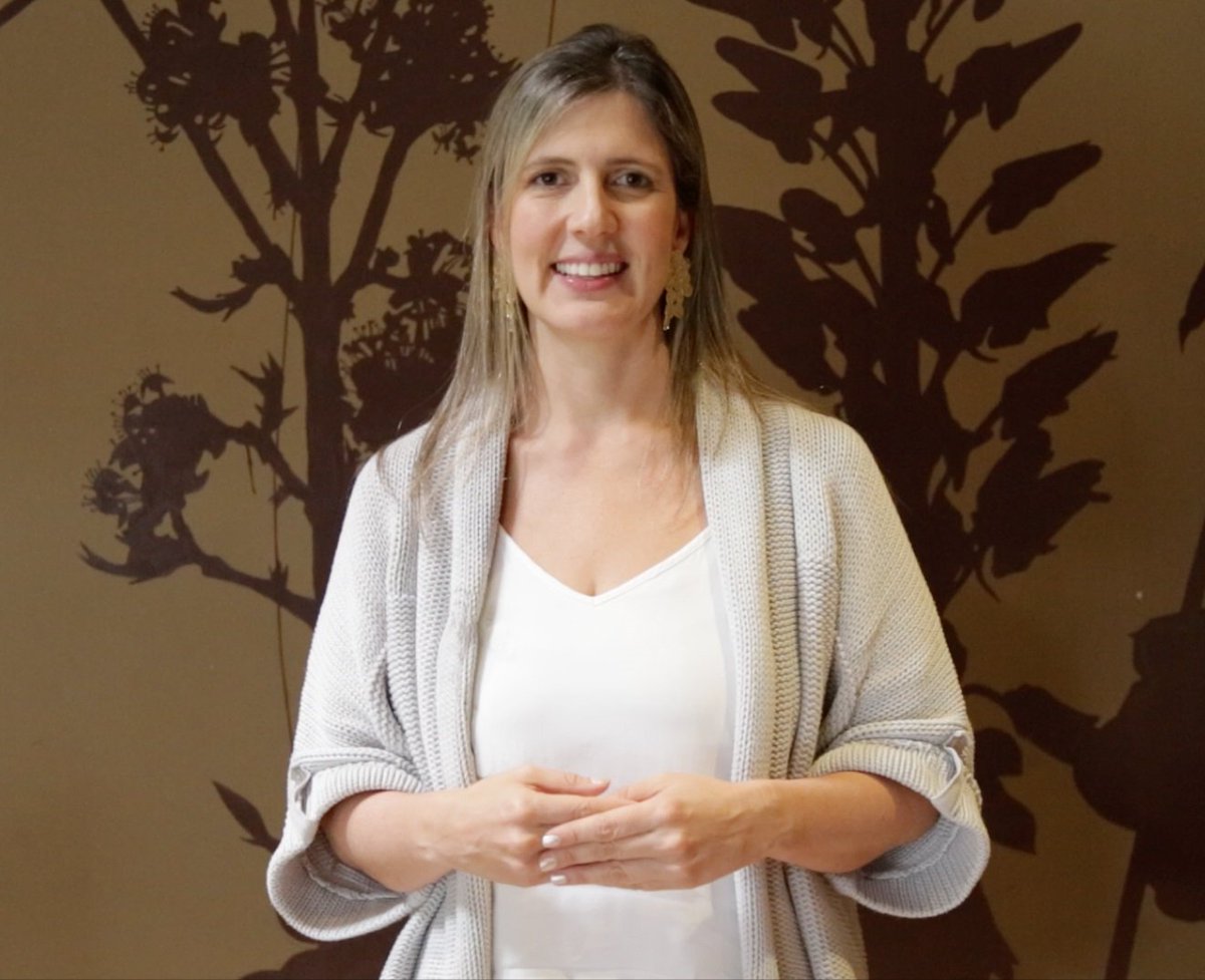 Presentamos a Ana María Moreno Gómez: nuestra nueva Directora Ejecutiva. Ella es Ingeniera Administrativa, Especialista en Mercadeo Internacional, Máster en Comunicaciones. Se desempeñaba como Gerente de Mercado y Comunicaciones de Ruta N. Bienvenida al #BureauTeam