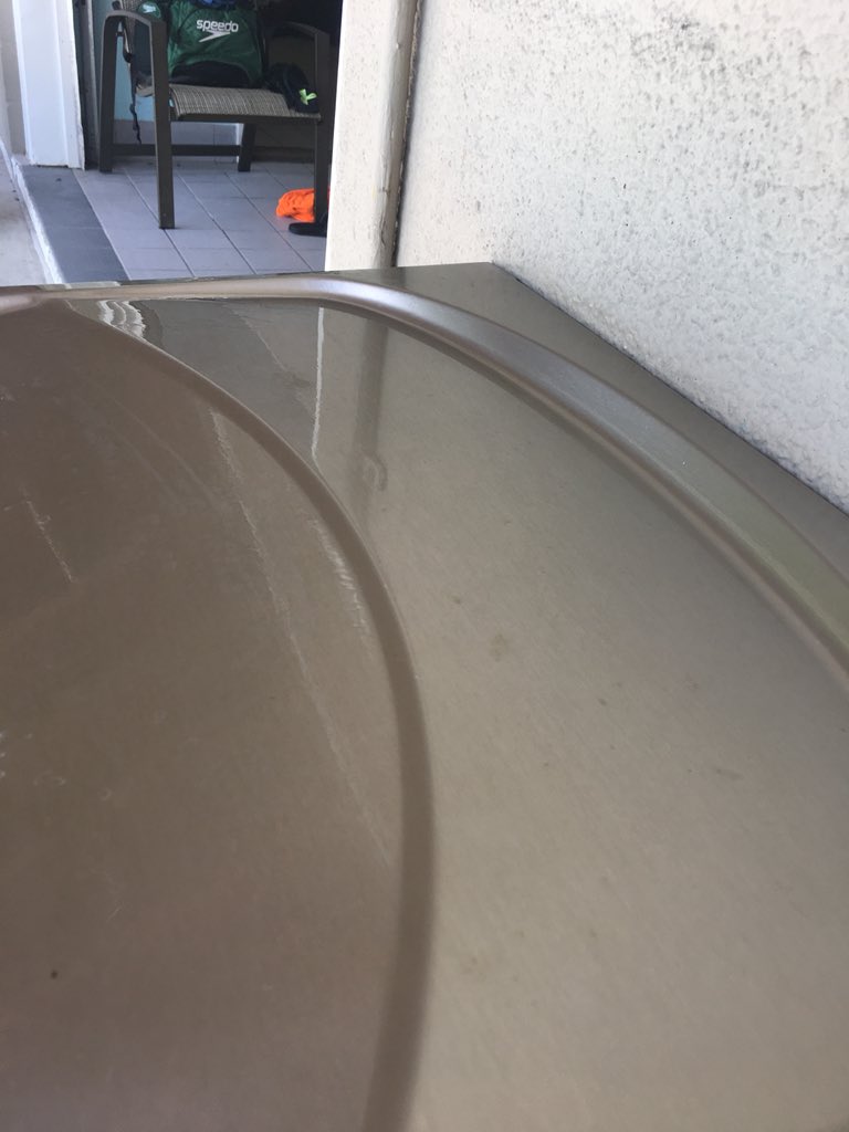 LakevalePool's tweet photo. Staying hydrated at the pool is extremely important, especially in this hot weather!
☀️
Enjoy a refreshing drink from one of our sparkling clean water fountains!
#PoolOfTheWeek2018
#EnjoyThePool https://t.co/5LANsLMlgY