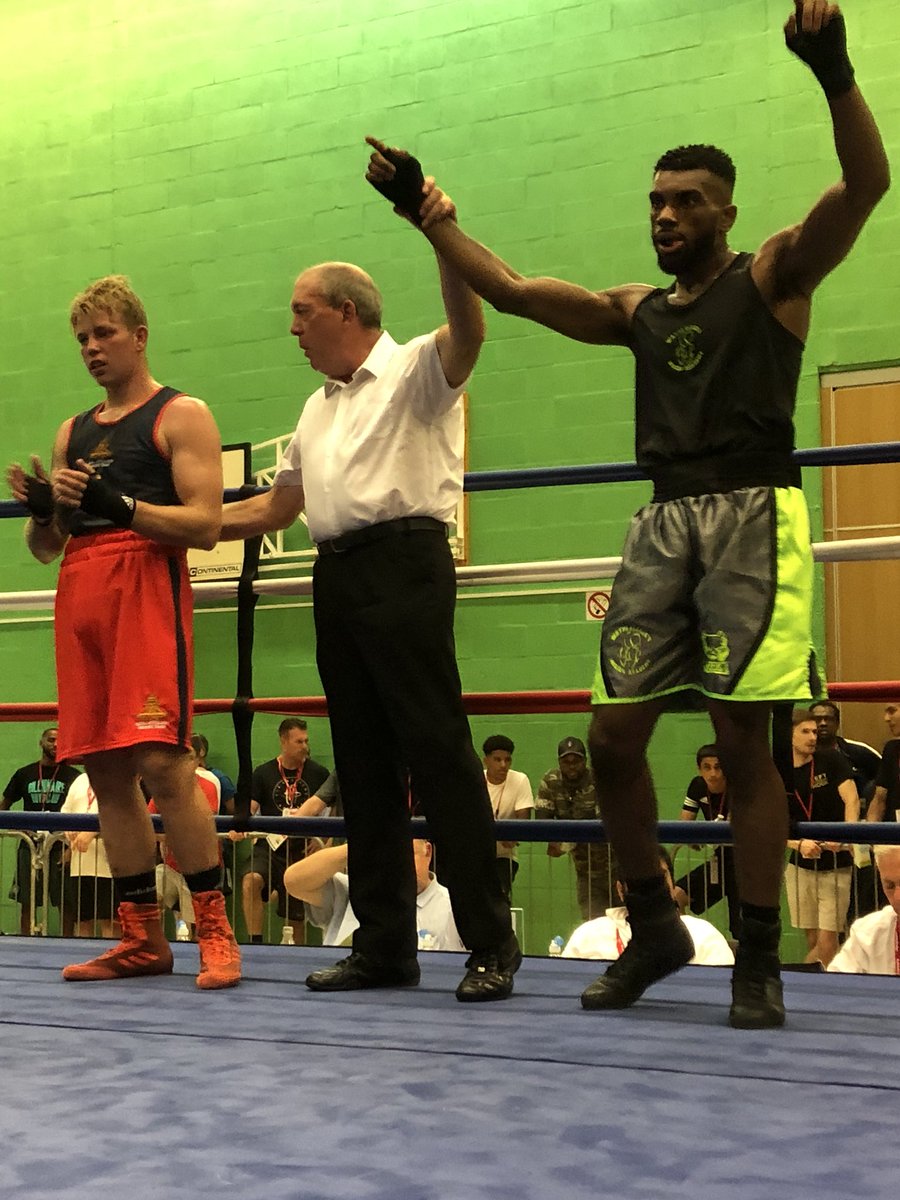 ElcocksBA's tweet image. Good day for the academy with all four entered still in the East Midlands box cup with 2 comfortably winning today and now in tomorrows Semi Finals and 2 in the finals taking place on Sunday.