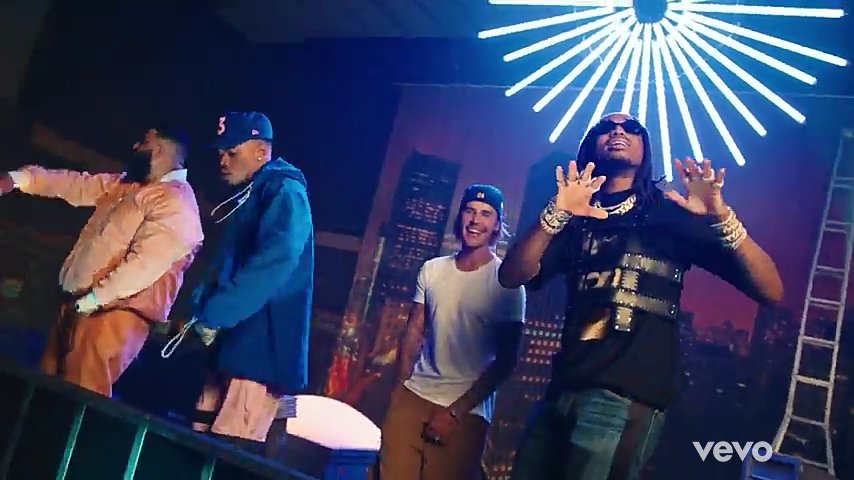 Olha o sorriso do neném que maravilhoso me derreto toda #BuyNOBRAINERoniTunes