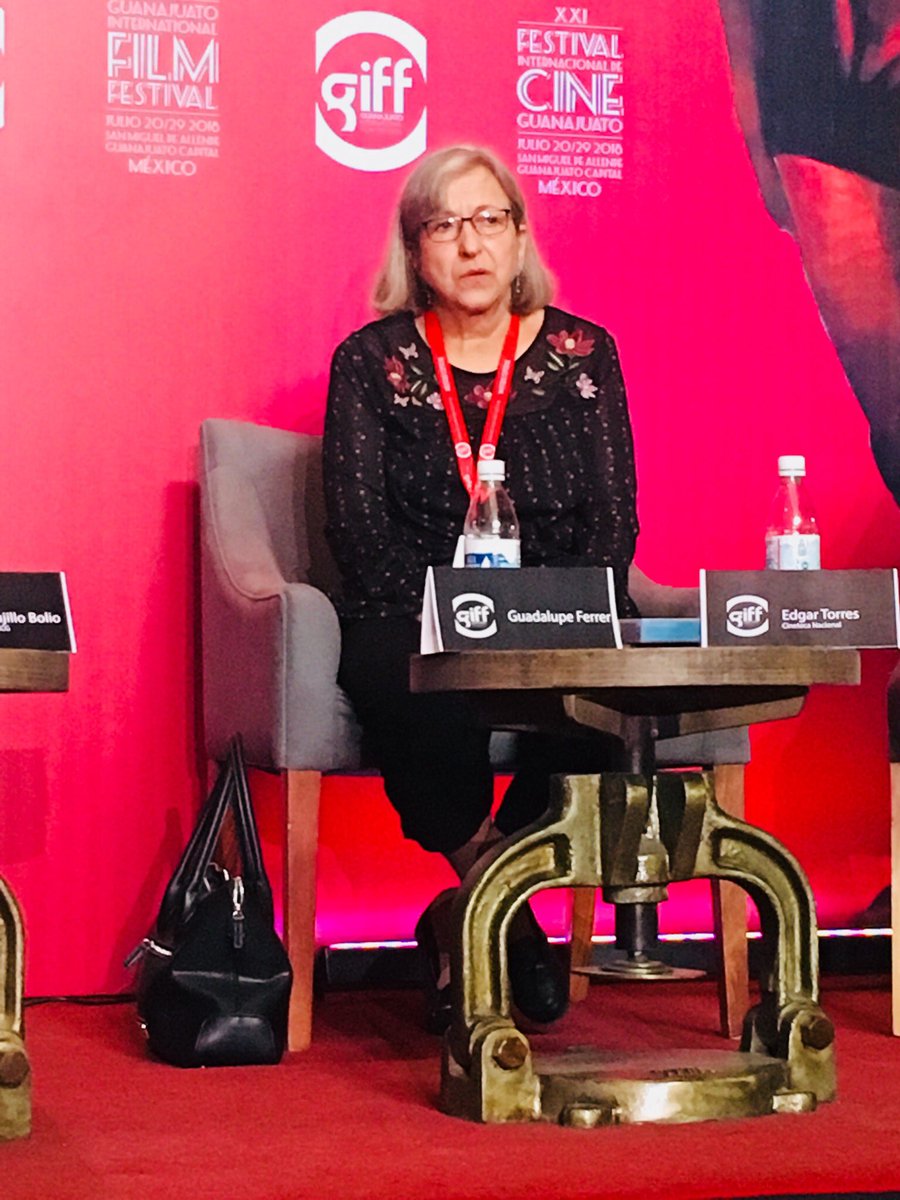 Catalogar es esencial para resguardar archivos fílmicos, de esta manera se logra reconstruir fácilmente el material fílmico, insiste Guadalupe Ferrer en la Conferencia “Resguardo de archivo fílmico” #GIFF2018