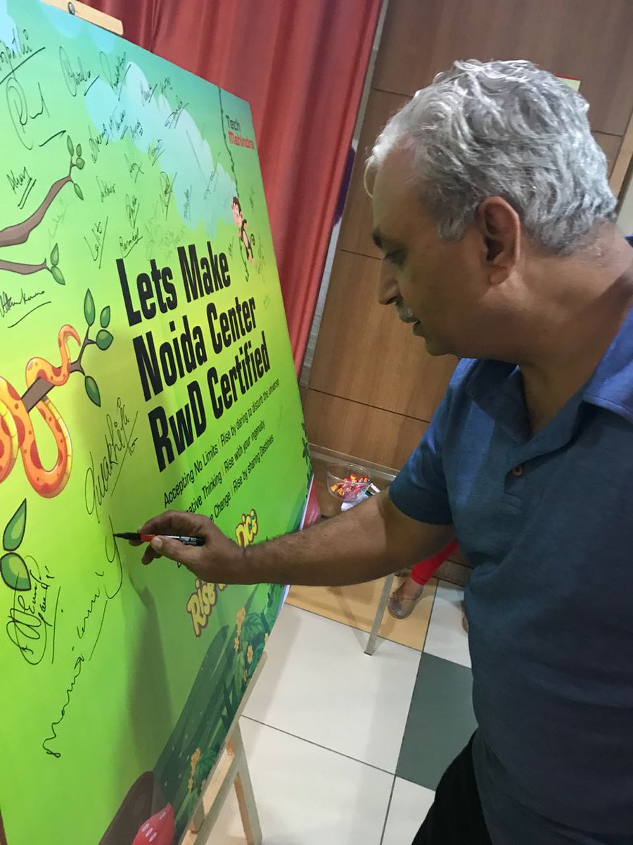 C_P_Gurnani's tweet photo. That was Flashback Friday alright :) as we indulged in a game of Snakes and ladders @tech_mahindra

Rise with Dice - A fun way of  imbibing our culture #TheTechMWay https://t.co/C22ZDakvlq