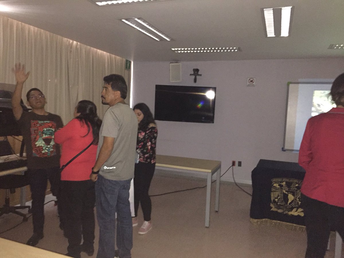 diteunam's tweet photo. No olviden pasar a la muestra “Ofrenda Día de muertos” por parte del laboratorio de arte digital del CCH Azcapotzalco 2017 y CCH Vallejo 2017 en #educaTIC2018 https://t.co/YnKyfHz2CZ