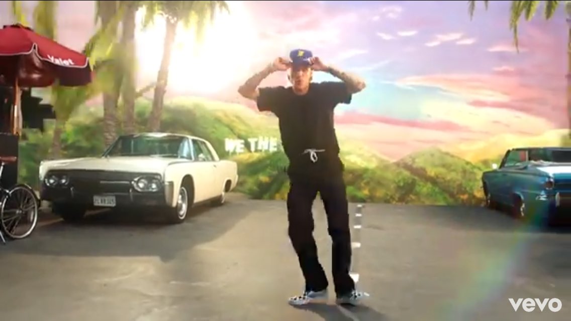 ibeliebersmx's tweet photo. NO SUPERO LOS BAILES DE JUSTIN 🤤 #NoBrainerOutTODAY https://t.co/DS5WJj5Q0p