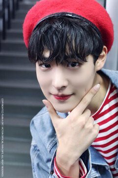 beremo_ingan's tweet photo. 107 . 빅톤 최병찬 https://t.co/vw8iiQBFoB