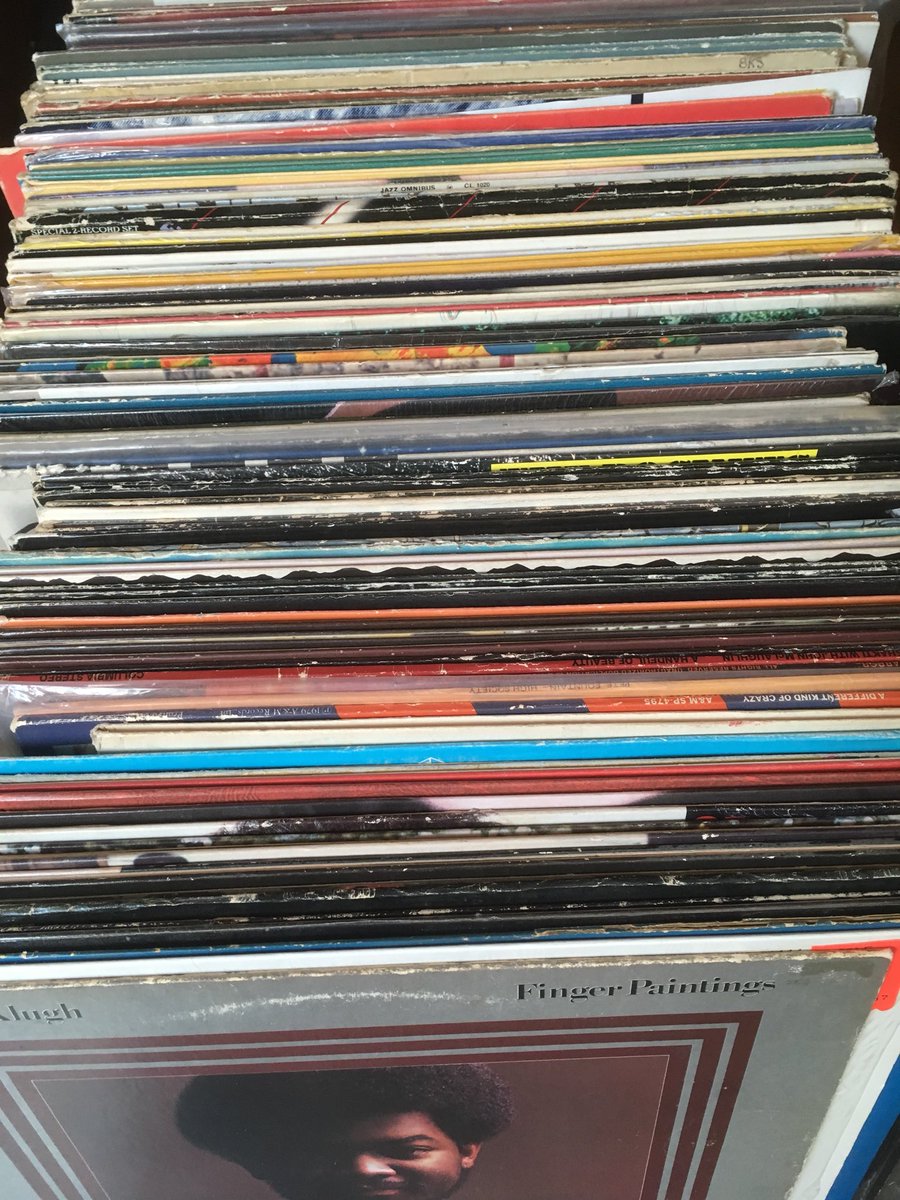 LITA_RecordShop's tweet photo. Tons of used new arrivals going out now along with a stack of $1 LPs
.
#lightintheatticrecordshop @lightintheatticrecordshop #usedlps #usedrecords #vinyl #werenotapopupshop @LITA_RecordShop https://t.co/H6hfj7uc0C