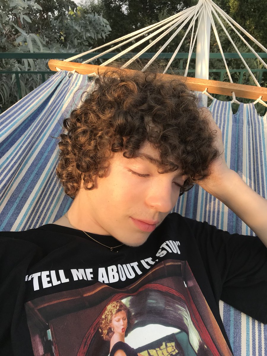 tell me about .. ❤️🌷