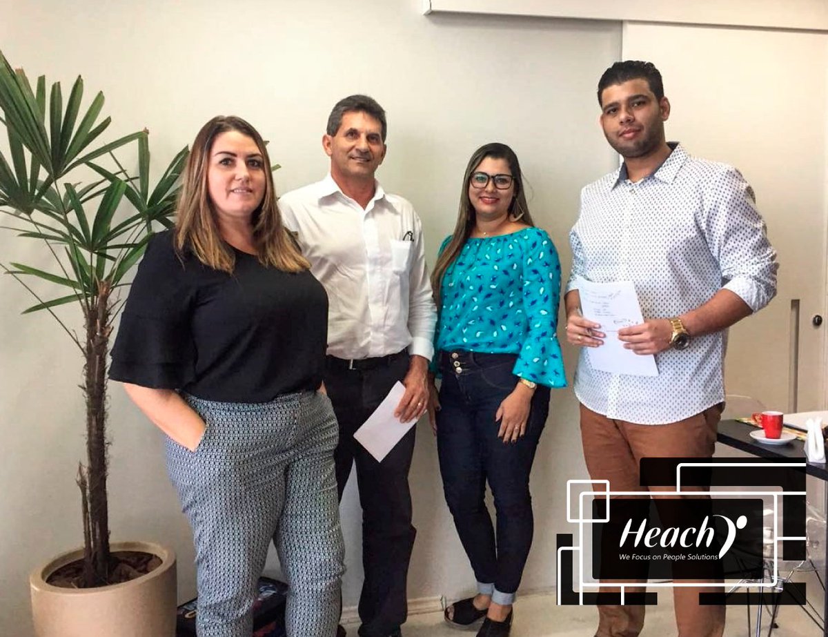 heachrh's tweet photo. 🔎 RECRUTAMENTO E SELEÇÃO | O Diretor, Ademar Pin e a Coordenadora de RH, Dayana Matias, estiveram na Heach para acompanhar o Processo Seletivo para a vaga de Supervisor de Loja. Agradecemos a visita de vocês e esperamos vê-los em breve! https://t.co/dOCSeN87wG