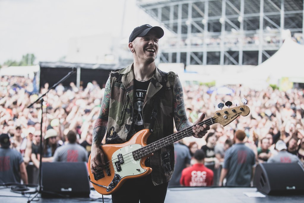 That face you make when you realize it's finally the weekend 🤘 <a href="/missmayiband/">Miss May I</a>

📷 @JazminMonetPhotography
#RockOnTheRange #RangeRewind