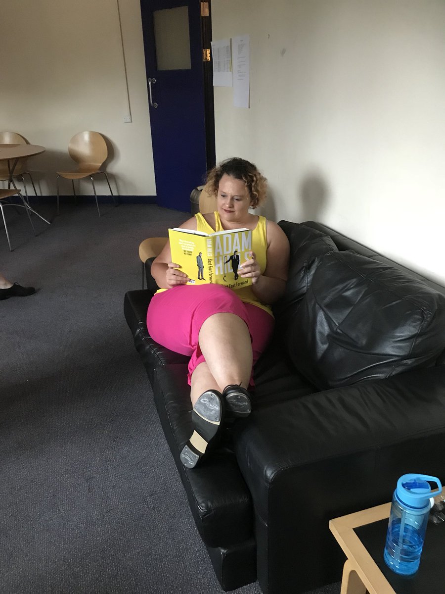 AnitaRobinson_'s tweet image. Backstage @AnvilArts coordinating my costume with @adamhillscomedy new book. Hope I don’t miss my cue! @BADTJS #MovingExperience
