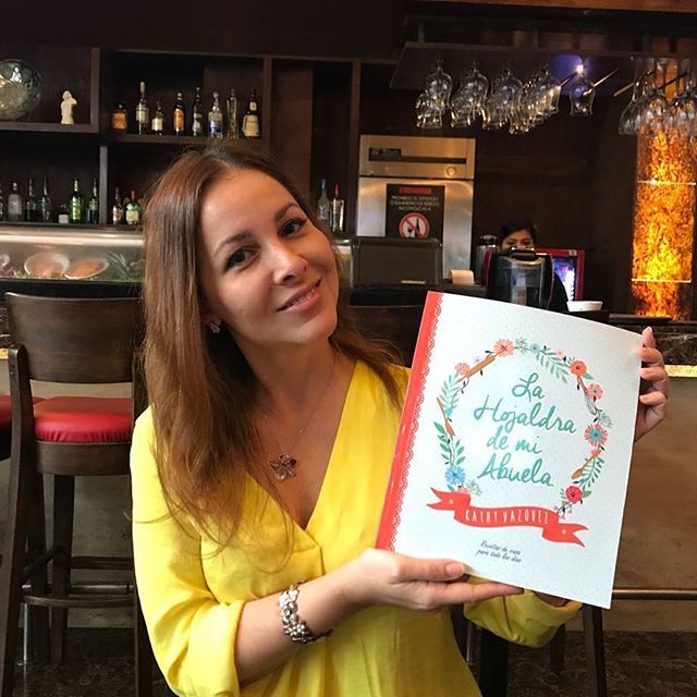 stuffscruff's tweet image. Check out this fantastic book by  @kathyvaz , Design by Me! La Feria Del Atlapa, Grand Morrison , 14 al 19 de Augusto