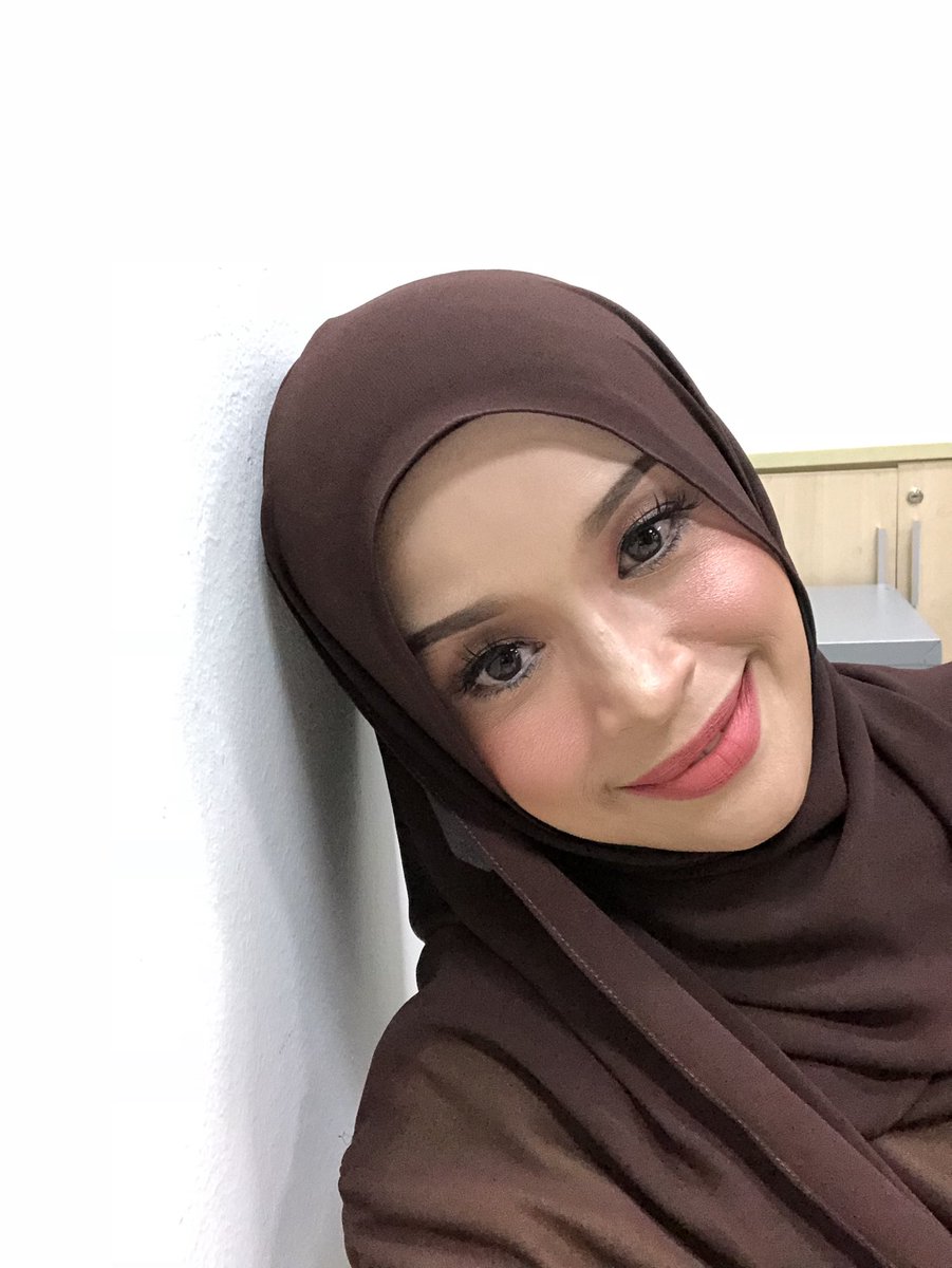 NoorkhiriahS's tweet photo. Jangan cari paham manusia
Manusia takkan paham
Last2 kena kat kita balik
Sabar ye cik hati💕 https://t.co/hMWfJj3veW