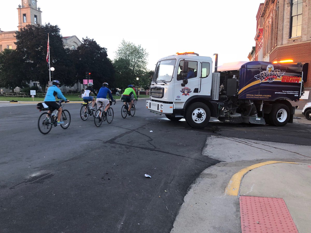 RAGBRAIsweeper's tweet photo. 2 days left at RAGBRAI have you spotted the sweeper yet?! 
If not its not to late!  #RAGBRAIiowacity #BookittoIowaCity

#RAGBRAI2018 #RAGBRAI #RAGBRAIsweeper https://t.co/oFN3qG8lc4