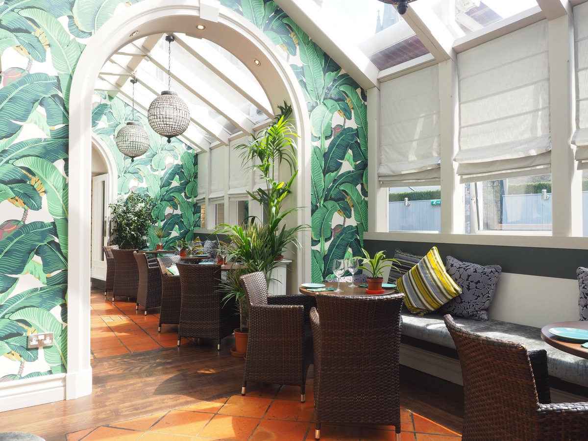 #SundayLunch.. view our menus and reserve online west29.ie.. Great venue for all your family and friends gatherings #Drogheda